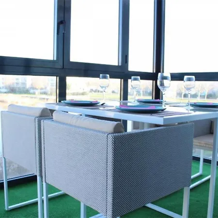 Renove Avec Vue Sur Lac, Parking Prive Et Piscine - La Rochelle - Fr-1-246-207 *